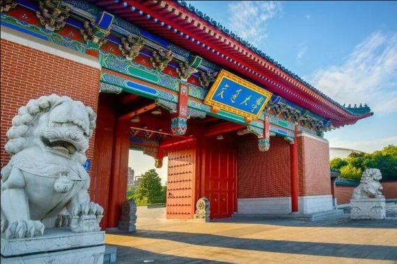 “交”相“徽”應(yīng)，愛心傳遞——安慶市康明納包裝有限公司總經(jīng)理李拓托馳援母校戰(zhàn)疫